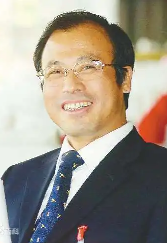 王炜